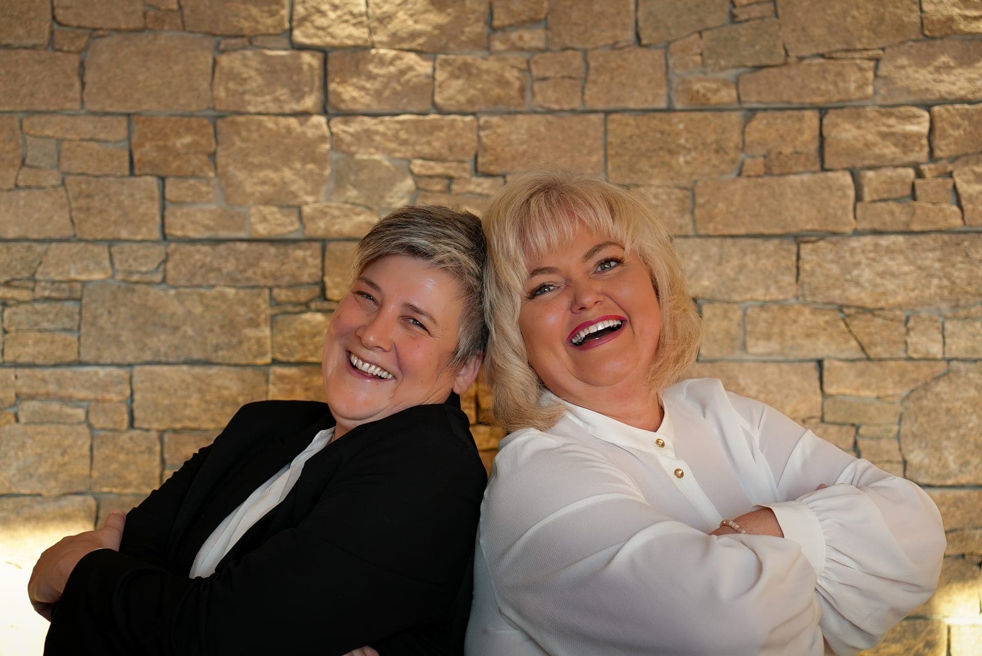 Moni und Swetlana – Ihre Gastgeber